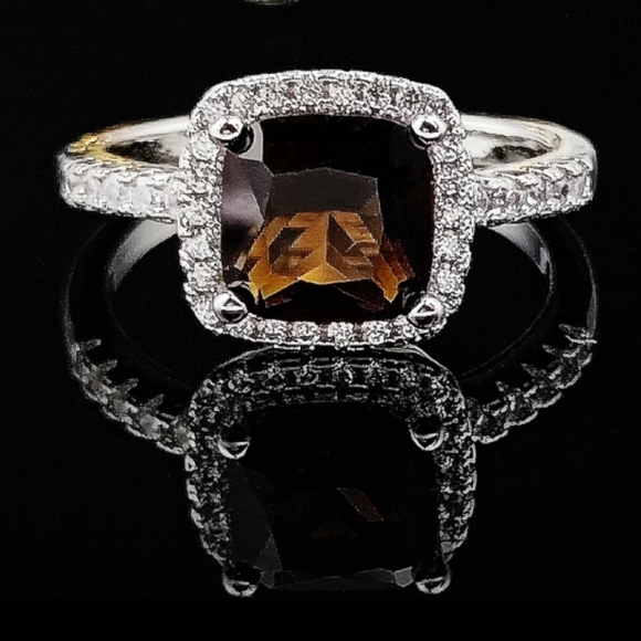 Women's Smokey Brown Quartz On Clearance Sale - Picture 1 of 3